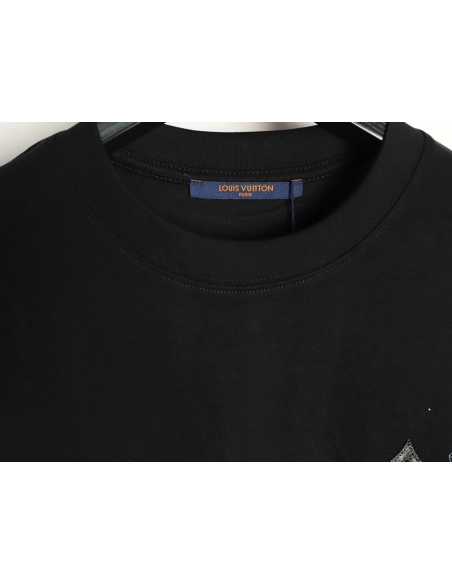 Louis Vuitton Sketch Clover Logo Print Short-Sleeve T-Shirt TSK1,Louis Vuitton