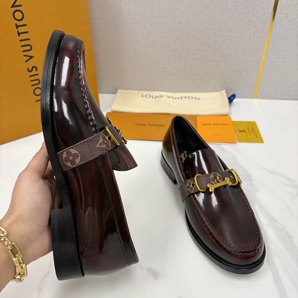 Louis Vuitton Louis Loafer Shoes 1ADFVP,LOUIS VUITTON Sneakers