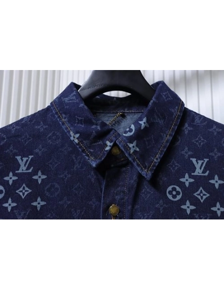 Louis Vuitton All-Over Jacquard Short-Sleeved Shirt,Louis Vuitton Shorts,Shorts,CLOTHES