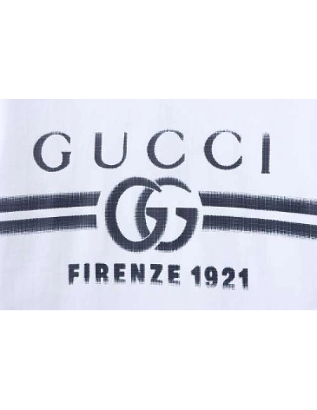 Gucci Black and White Gradient Belt Print T-shirt White,Gucci T-shirts,T-Shirts,CLOTHES