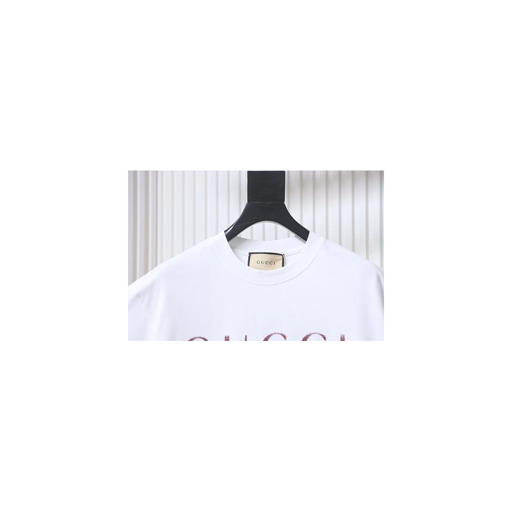 Gucci Red and White Gradient Belt Print T-shirt White,Gucci T-shirts,T-Shirts,CLOTHES