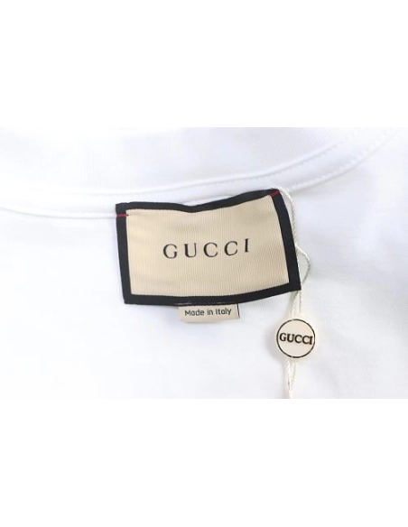 Gucci Red and White Gradient Belt Print T-shirt White,Gucci T-shirts,T-Shirts,CLOTHES