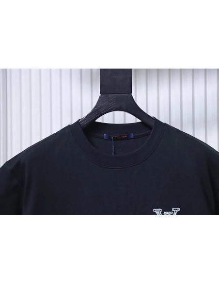 Louis Vuitton Line Logo T-Shirt Black,Louis Vuitton T-Shirts,T-Shirts,CLOTHES