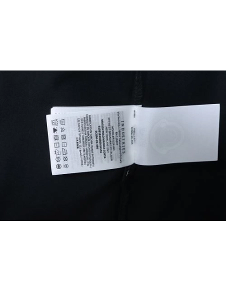 Moncler Gray Logo T-Shirt Black,Moncler T-Shirts,T-Shirts,CLOTHES