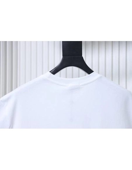 Moncler Red Logo T-Shirt White,Moncler T-Shirts,T-Shirts,CLOTHES