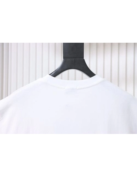 Moncler Small Embroidered Chest Logo T-Shirt White,Moncler T-Shirts,T-Shirts,CLOTHES