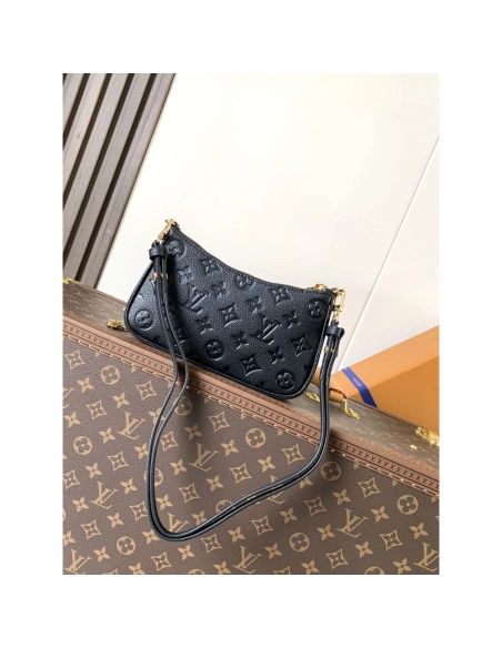 Louis Vuitton Easy Pouch On Strap Bags M80349 19.11.5X3cm,Louis Vuitton Bags