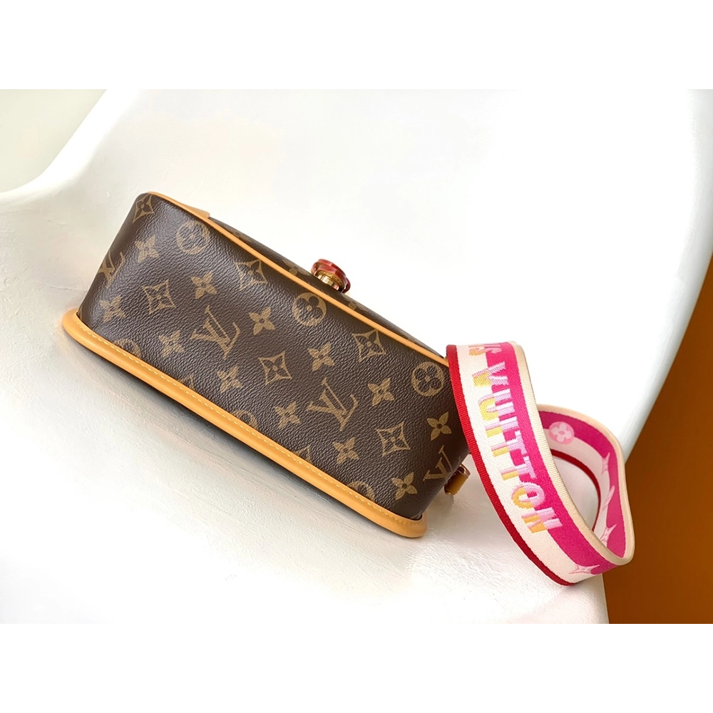 Louis Vuitton Diane Monogram HandBags M46049 24X15X9cm,Louis Vuitton Bags