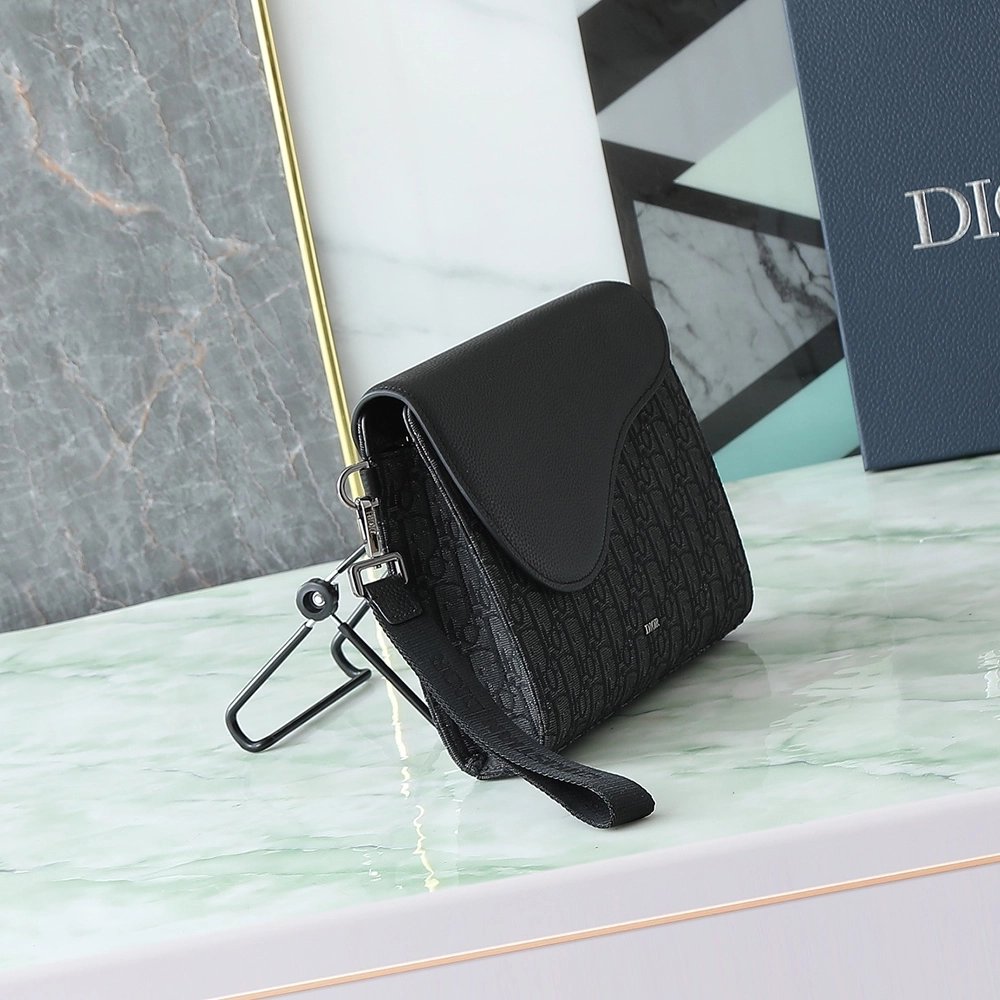 Dior Saddle A5 Triangle Pouch H03E 26X20.5X6.5cm,Christian Dior Bags