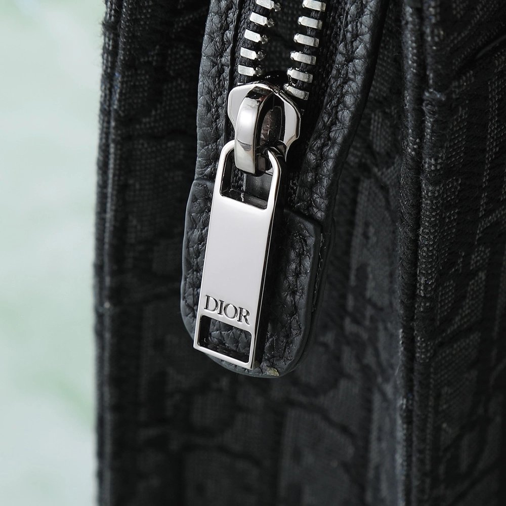 Dior Saddle A5 Triangle Pouch H03E 26X20.5X6.5cm,Christian Dior Bags
