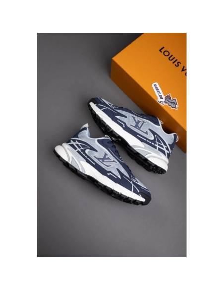 Louis Vuitton Tatic Runner Sneaker 1AKC4K,LOUIS VUITTON Sneakers