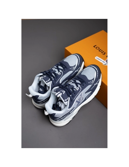 Louis Vuitton Tatic Runner Sneaker 1AKC4K,LOUIS VUITTON Sneakers