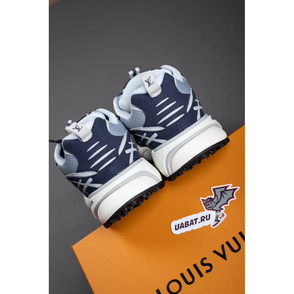 Louis Vuitton Tatic Runner Sneaker 1AKC4K,LOUIS VUITTON Sneakers