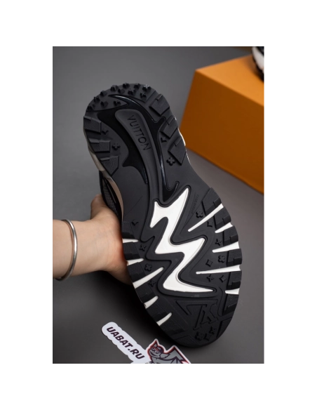 Louis Vuitton Tatic Runner Sneaker 1AKC4K,LOUIS VUITTON Sneakers