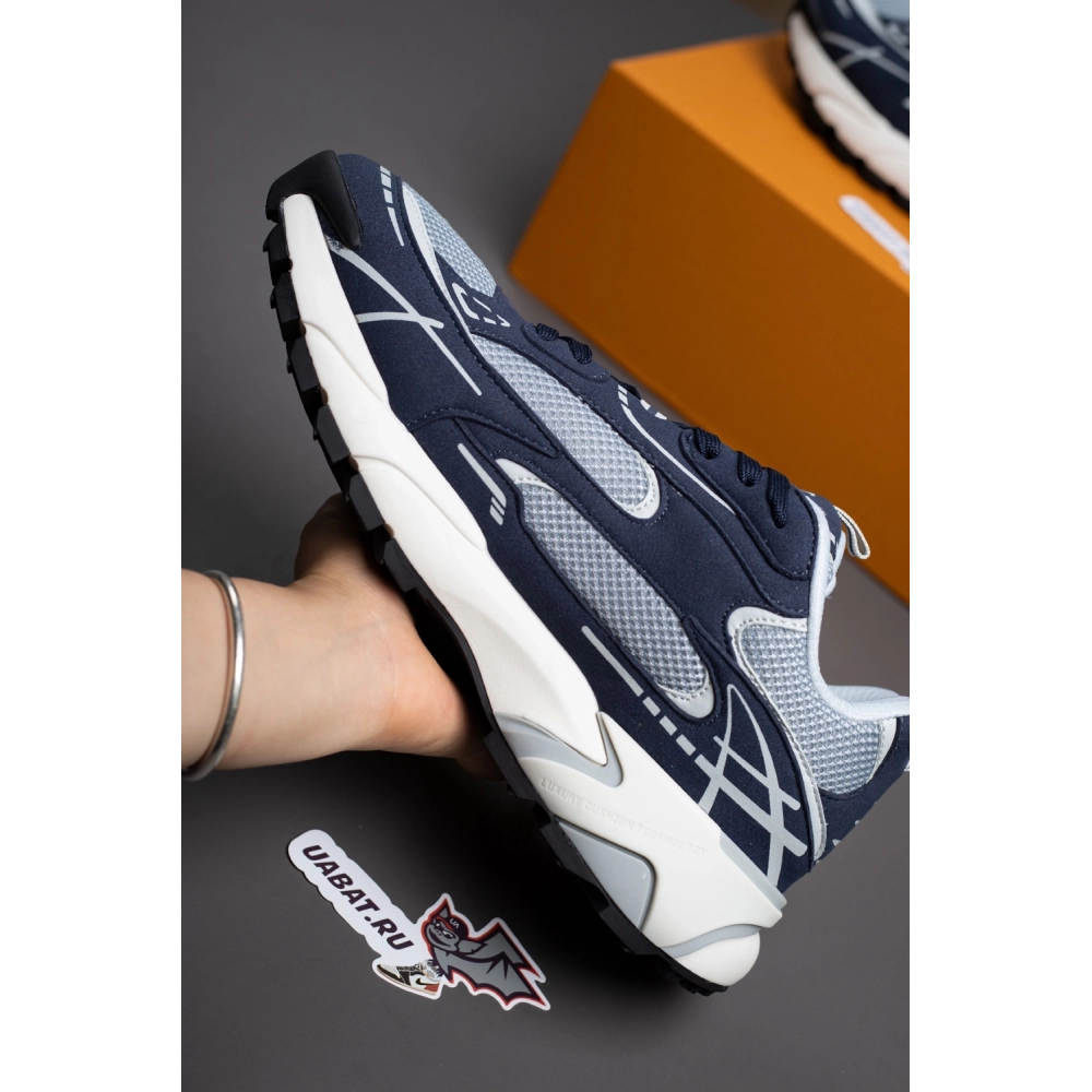 Louis Vuitton Tatic Runner Sneaker 1AKC4K,LOUIS VUITTON Sneakers