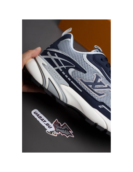 Louis Vuitton Tatic Runner Sneaker 1AKC4K,LOUIS VUITTON Sneakers