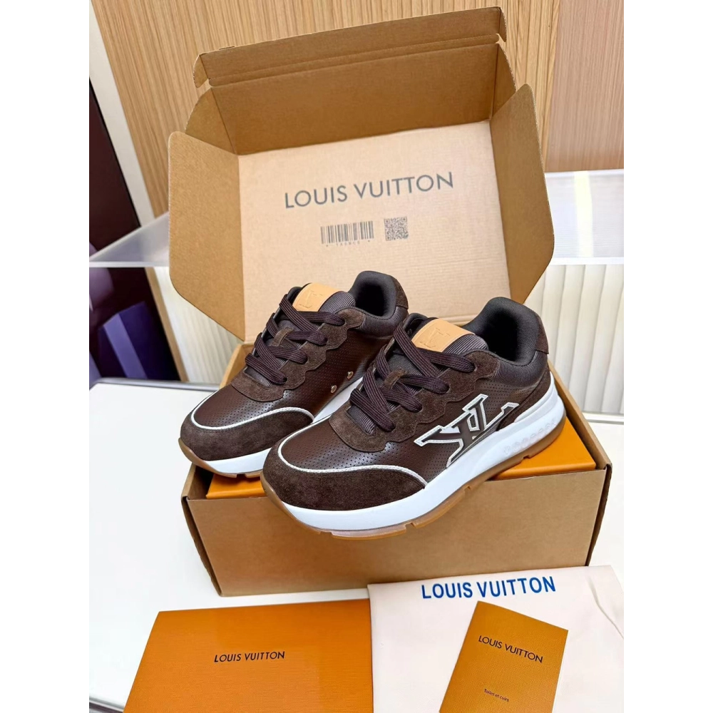 Louis Vuitton Classic Sneaker 1A002W,LOUIS VUITTON Sneakers