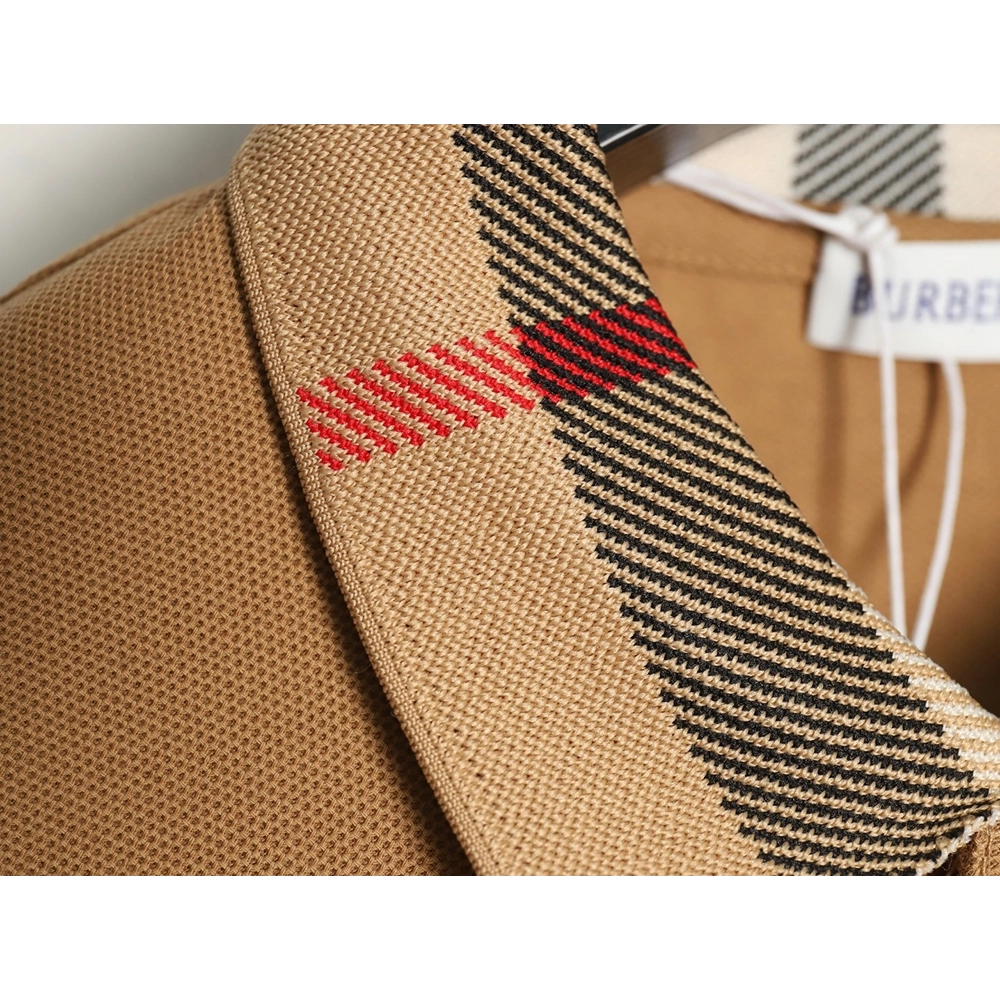 Burberry Classic Check-Collar Short-Sleeve Polo Shirt,Burberry