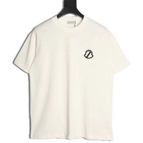 Moncler classic badge logo short-sleeved T-shirt,Moncler