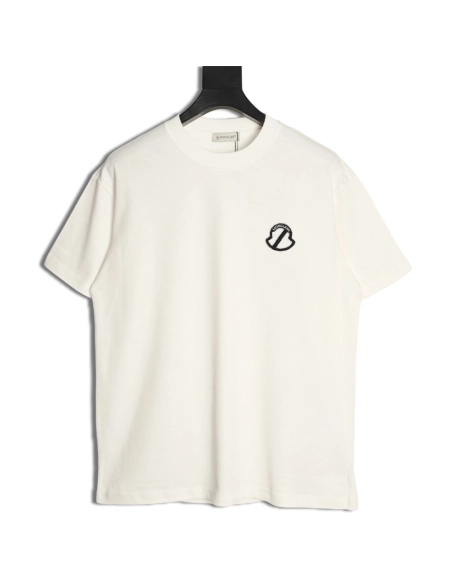 Moncler classic badge logo short-sleeved T-shirt,Moncler