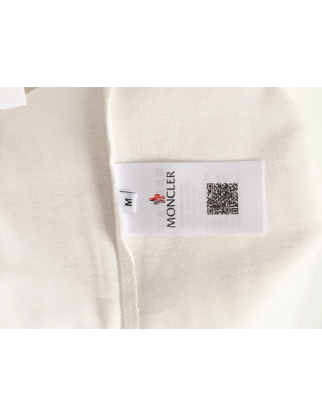 Moncler classic badge logo short-sleeved T-shirt,Moncler