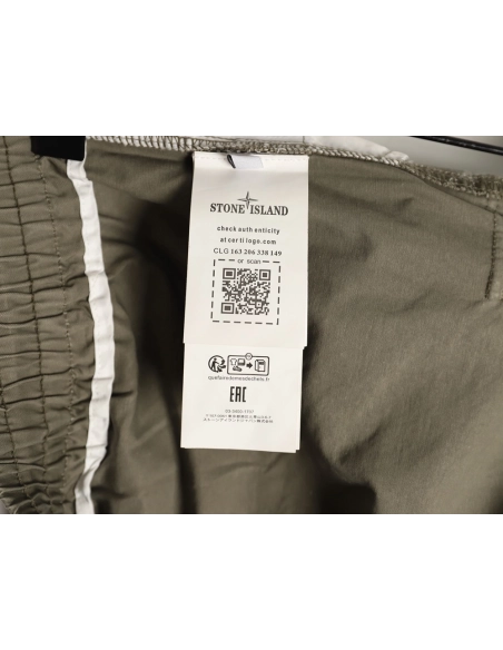 Stone Island Classic Cargo Shorts,Stone Island