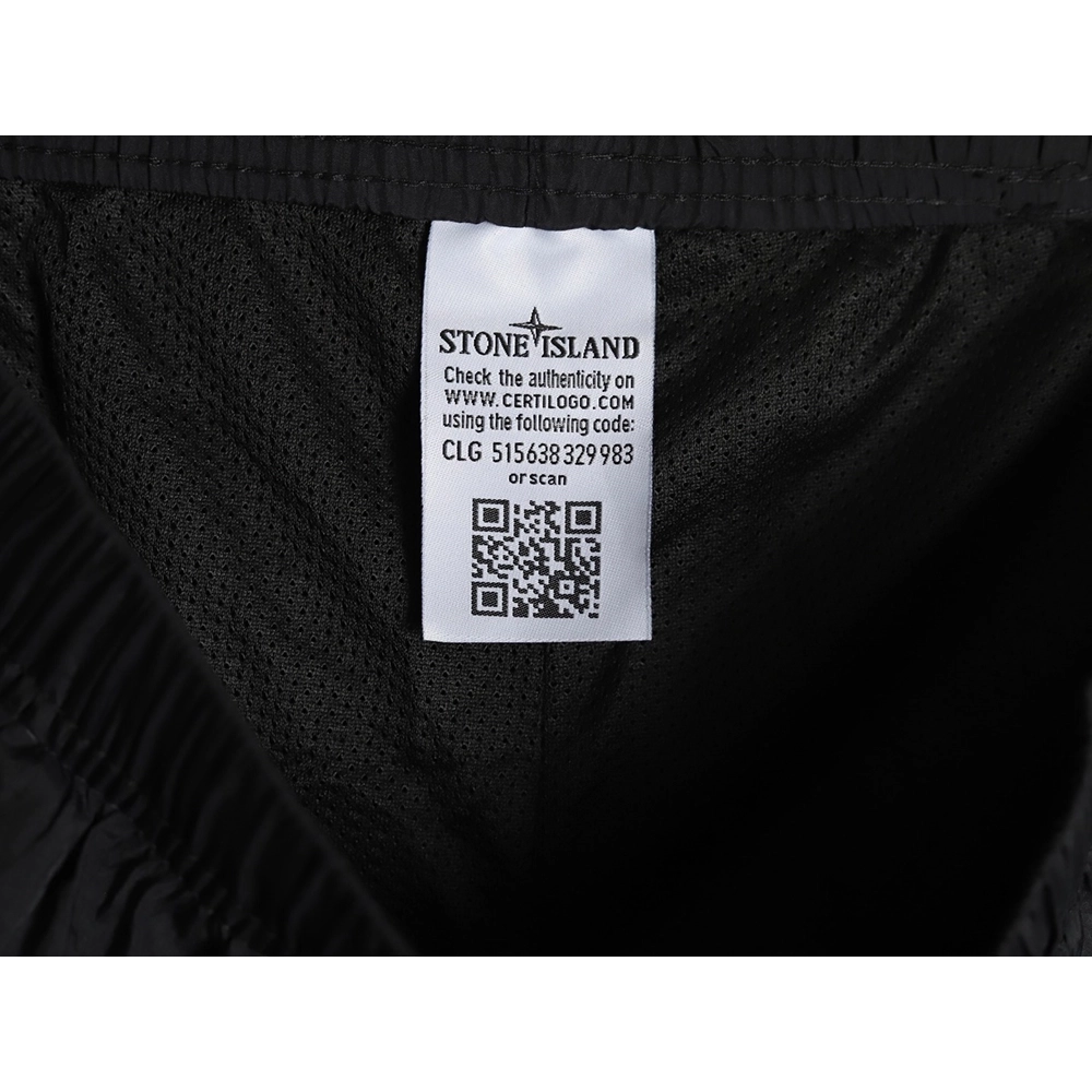 Stone Island Classic Cargo Shorts TSK1,Stone Island