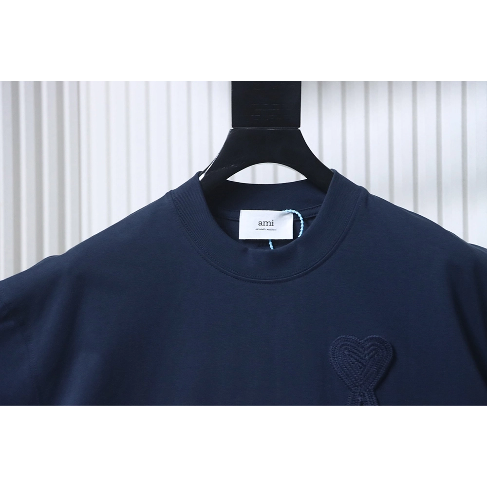 AMI Minimalist Style 3D Chunky Knit Heart Embroidered Logo Short-Sleeve T-Shirt,Ami
