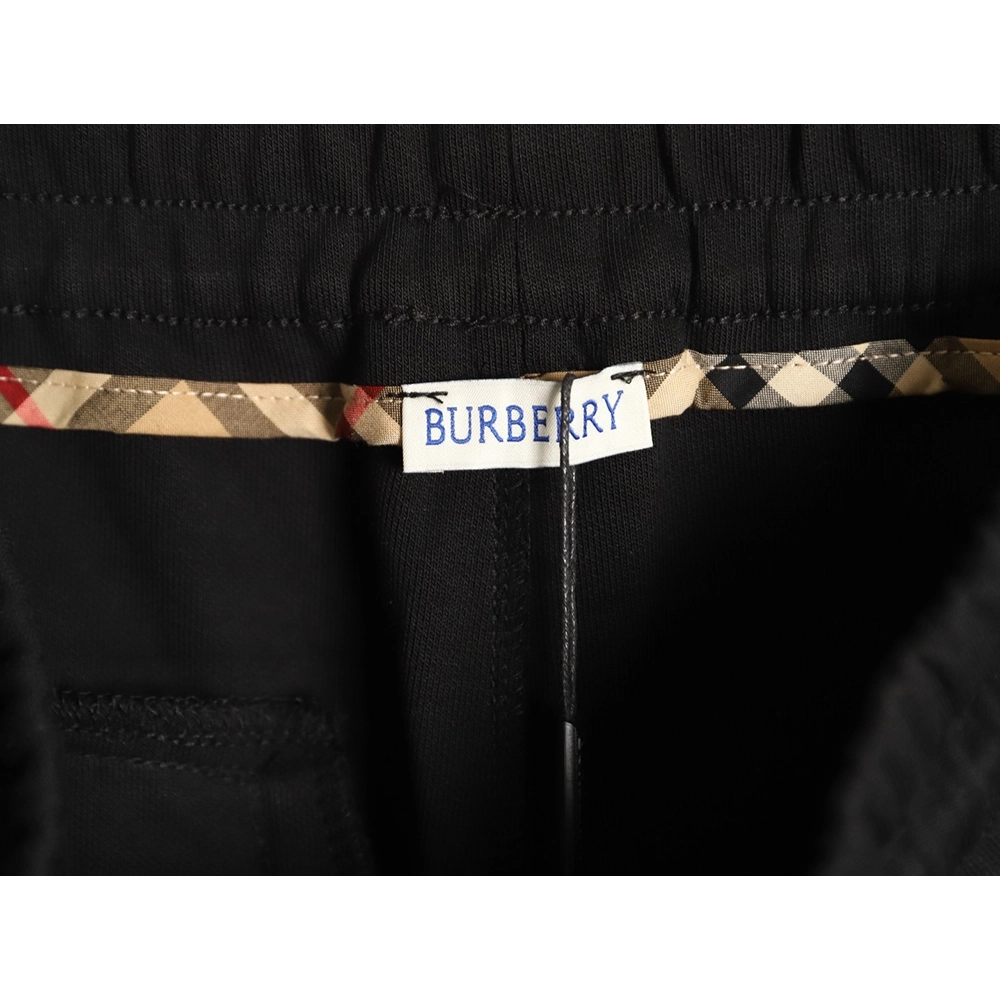 Burberry check-trimmed equestrian embroidered shorts TSK1,Burberry