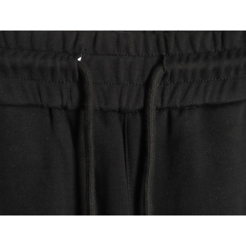 Burberry check-trimmed equestrian embroidered shorts TSK1,Burberry