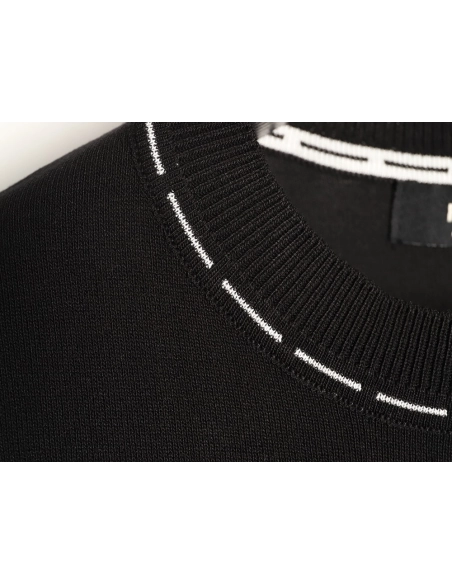 Fendi Short-Sleeve Jacquard Knit T-Shirt with Dashed-Line Lettering at the Hem,Fendi