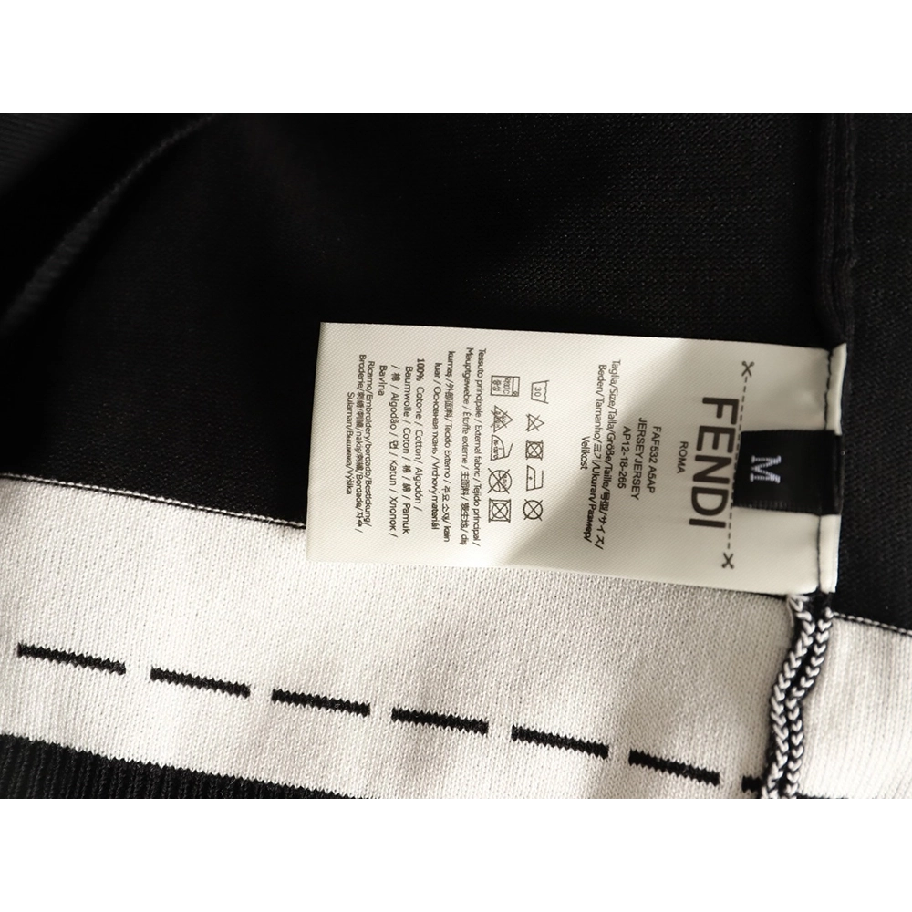Fendi Short-Sleeve Jacquard Knit T-Shirt with Dashed-Line Lettering at the Hem,Fendi
