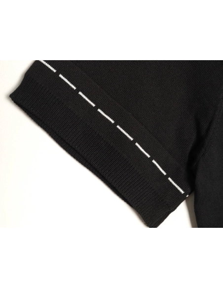 Fendi Short-Sleeve Jacquard Knit T-Shirt with Dashed-Line Lettering at the Hem,Fendi