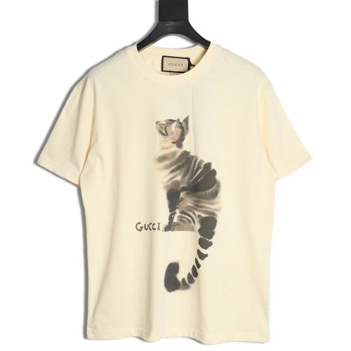 Gucci Tabby Kitten Print Short-Sleeve T-Shirt,Gucci