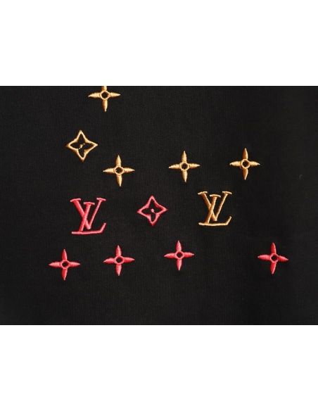 Louis Vuitton Three-Flower Hem Embroidery Crewneck Short-Sleeve T-Shirt TSK1,Louis Vuitton
