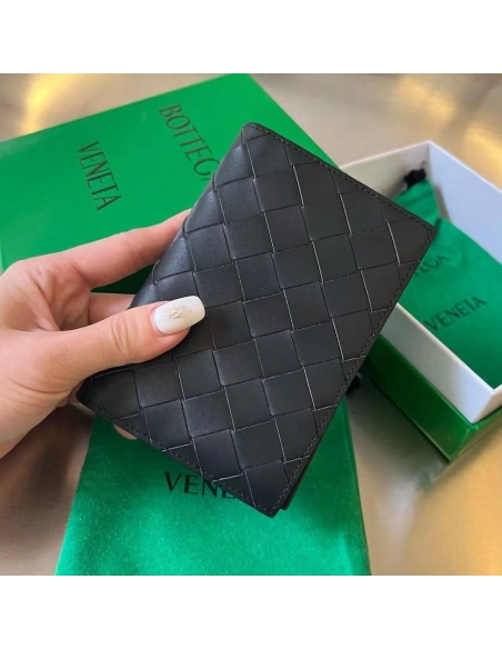Bottega Veneta Intrecciato Passport Case 749441 13.3X9.5cm,Bottega Veneta Wallets