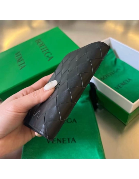 Bottega Veneta Intrecciato Passport Case 749441 13.3X9.5cm,Bottega Veneta Wallets