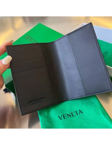 Bottega Veneta Intrecciato Passport Case 749441 13.3X9.5cm,Bottega Veneta Wallets
