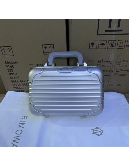 Rimowa Cross-Body Bag 19 93090001 26.2X8.8X18.7cm,Rimowa Bags