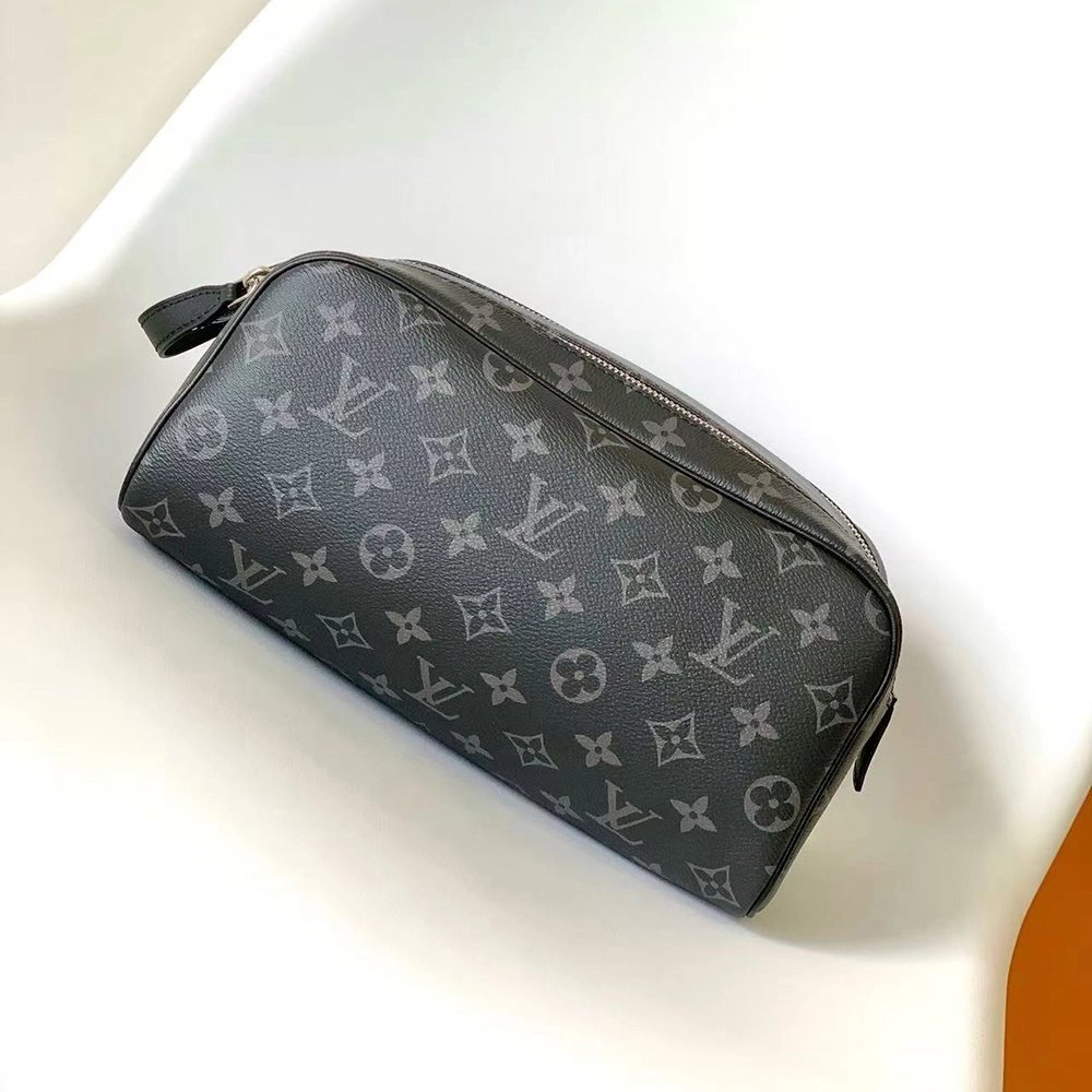 Louis Vuitton Dopp Kit Bags M46354 28X15X16.5cm,Louis Vuitton Bags