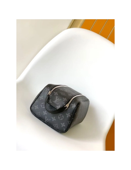 Louis Vuitton Dopp Kit Bags M46354 28X15X16.5cm,Louis Vuitton Bags