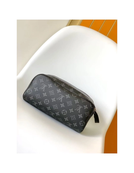 Louis Vuitton Dopp Kit Bags M46354 28X15X16.5cm,Louis Vuitton Bags