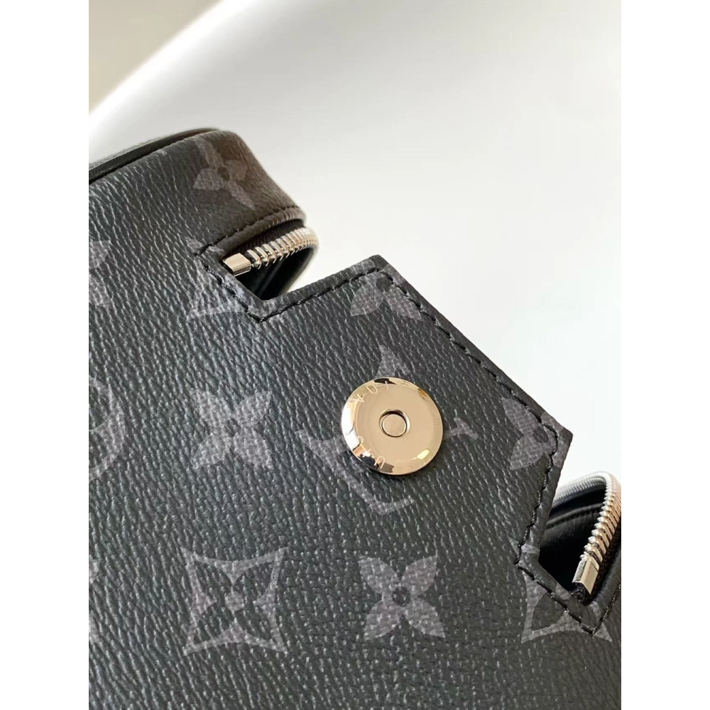 Louis Vuitton Dopp Kit Bags M46354 28X15X16.5cm,Louis Vuitton Bags