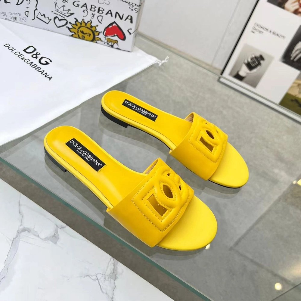 Dolce Gabbana Calfskin slides with DG logo,Dolce Gabbana Shoes