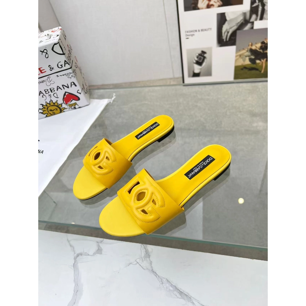 Dolce Gabbana Calfskin slides with DG logo,Dolce Gabbana Shoes