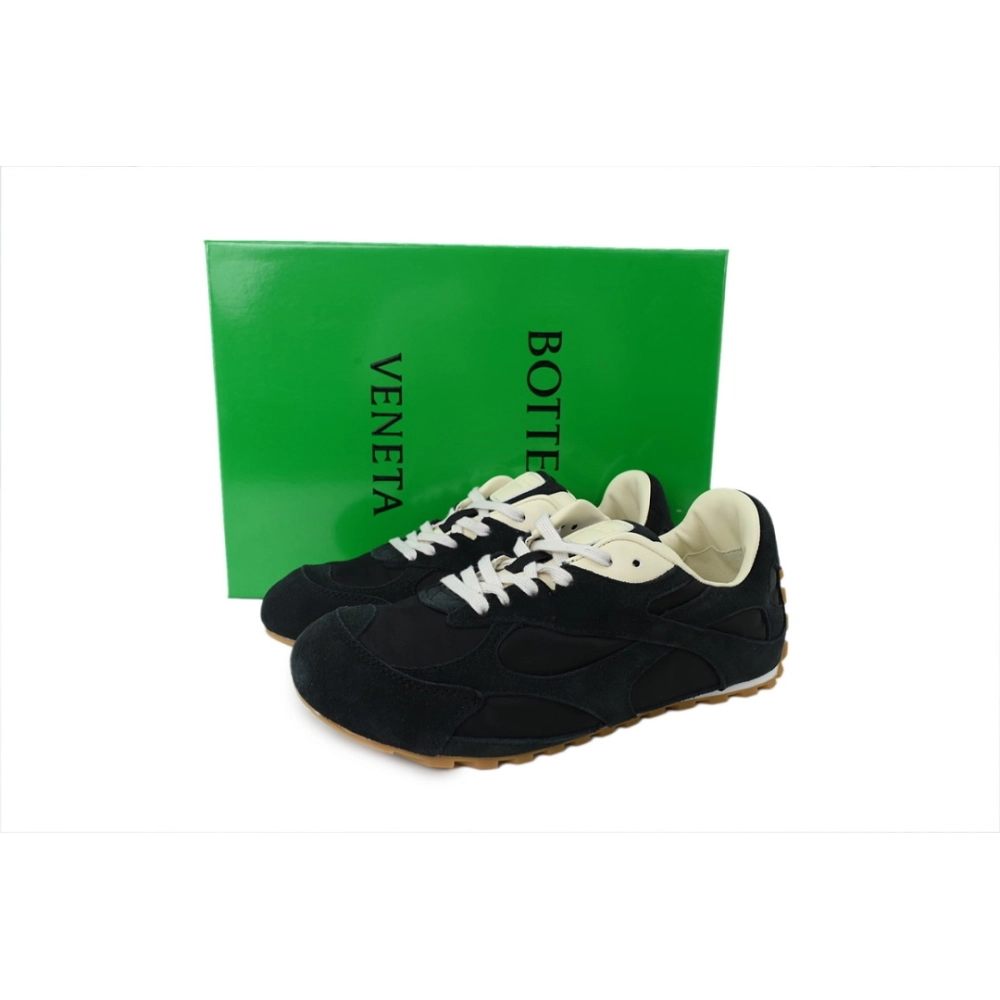 Discover premium Bottega Veneta Orbit Sneaker Black 838373 V3MS2 1000 sneakers. Shop iconic styles from top brands¡ªcrafted for 