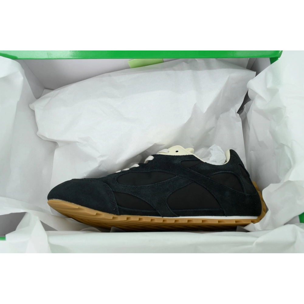 Discover premium Bottega Veneta Orbit Sneaker Black 838373 V3MS2 1000 sneakers. Shop iconic styles from top brands¡ªcrafted for 
