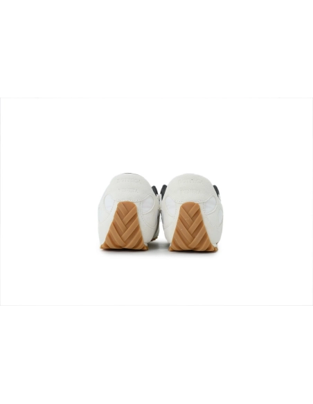 Discover premium Bottega Veneta Orbit Sneaker Light Beige 851621 V3MS2 9166 sneakers. Shop iconic styles from top brands¡ªcrafte