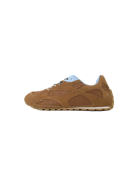 Discover premium Bottega Veneta Orbit Sneaker Amber 838373 V3MS2 2589 sneakers. Shop iconic styles from top brands¡ªcrafted for 
