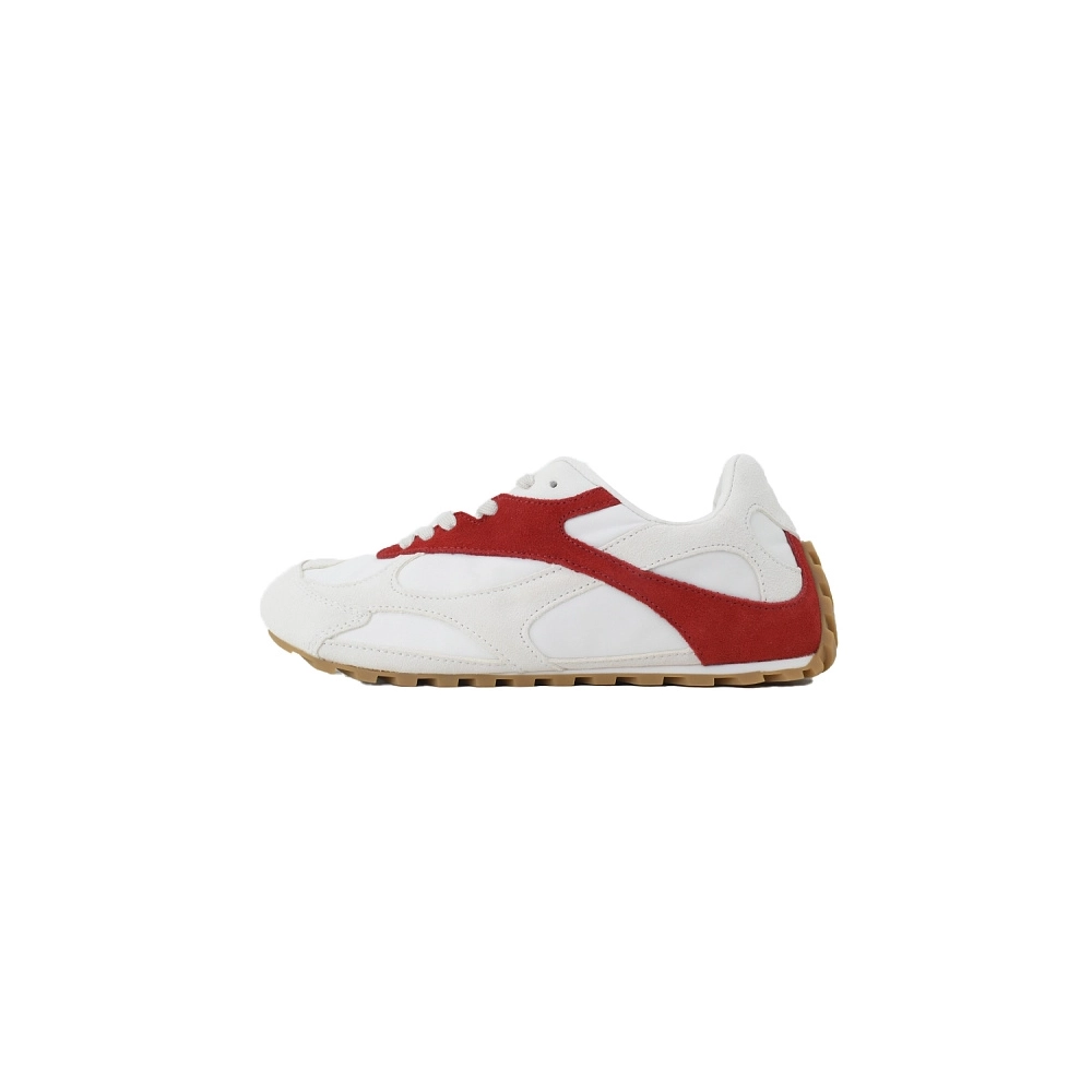 Discover premium Bottega Veneta Orbit Sneaker White Red 867944 V3MS2 6189 sneakers. Shop iconic styles from top brands¡ªcrafted 